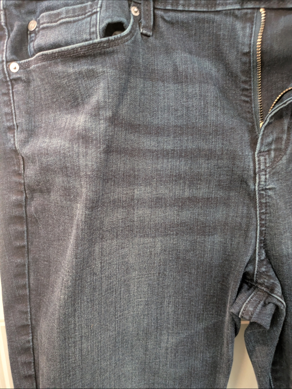 Denizen from Levi's Women's Skinny Jeans in Dark Wash - Picture 3 of 11